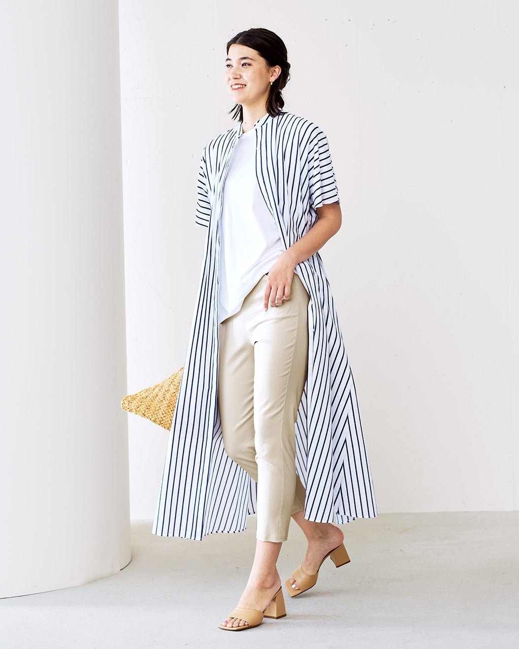 【ドゥクラッセ/DoCLASSE】のドライタッチ・サブリナ64cm インテリア・キッズ・メンズ・レディースファッション・服の通販 founy(ファニー) 　ファッション　Fashion　レディースファッション　Fashion for Women　パンツ　Pants & Trousers　ギャザー　Gathered, Ruffled　ストレッチ　Stretch, Stretchy Fabric　定番　Standard, Basic Item　人気　Popular, Best Seller　ポケット　Pocket, Pocket Detail　夏　Summer　ストーン|ID: prp329100003971600 ipo3291000000028264960