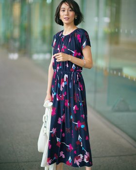 【ドゥクラッセ/DoCLASSE】のUVスラブ・ギャザーデザインワンピース 人気、トレンドファッション・服の通販 founy(ファニー) ファッション Fashion レディースファッション Fashion for Women ワンピース Dresses おすすめ Recommended / Our Picks カーディガン Cardigan, Knitwear ギャザー Gathered, Ruffled リボン Ribbon, Bow 夏 Summer 定番 Standard, Basic Item 旅行 Travel |ID:prp329100003972922