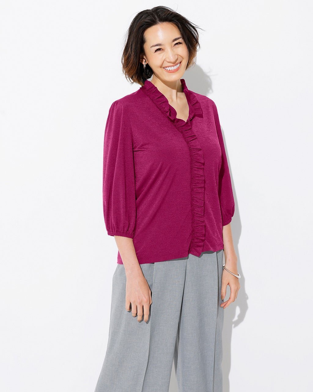 【ドゥクラッセ/DoCLASSE】のUVスラブ・フリルトリムブラウス 人気、トレンドファッション・服の通販 founy(ファニー) 　ファッション　Fashion　レディースファッション　Fashion for Women　トップス・カットソー　Cut & Sew Tops　シャツ・ブラウス・オフィスカジュアル　Elegant Blouses & Button-Ups　ロングTシャツ・Tシャツ　Longline T-Shirts & Tees　カットソー・ベーシックTシャツ　Cut-and-Sewn Tops / Stretch Tees & Basics　カットソー　Cut and Sewn Top　スタンド　Stand Collar, Upright Stand　フェミニン　Feminine, Girly　フリル　Frill, Ruffle　夏　Summer　旅行　Travel　 other-1|ID: prp329100003989165 ipo3291000000033158955