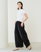 【ドゥクラッセ/DoCLASSE】のエンブロイダリーレース・ワイドパンツ ブラック|ID: prp329100004024601 ipo3291000000032636857