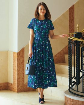 【ドゥクラッセ/DoCLASSE】 光沢ツイル・プリントワンピース人気、トレンドファッション・服の通販 founy(ファニー) ファッション Fashion レディースファッション Ladies' Fashion Online ワンピース Dress ジャケット Jacket ツイル Twill プリント Print モダン Modern ビジネス 仕事 通勤 Business 夏 Summer |ID:prp329100004047749