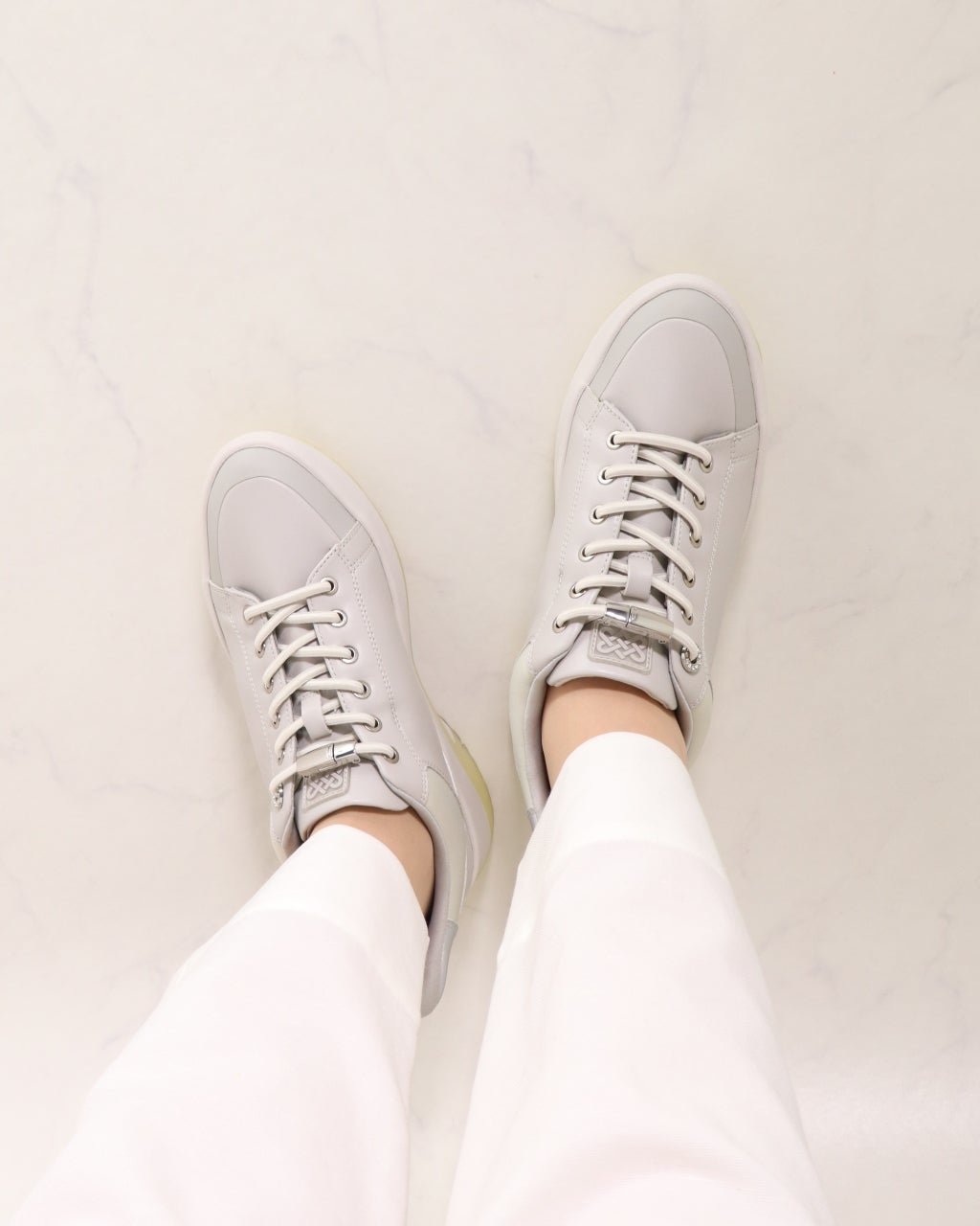 【フィットフィット/fitfit】の撥水ハンズフリースニーカー インテリア・キッズ・メンズ・レディースファッション・服の通販 founy(ファニー) ファッション Fashion レディースファッション Fashion for Women インソール Shoe Insole 厚底 Platform Shoes 軽量 Lightweight, Ultra Light シンプル Simple, Minimal スタイリッシュ Stylish, Fashionable スニーカー Sneakers, Trainers スリット Slit, Slit Detail 人気 Popular, Best Seller パターン Pattern, Design Print フィット Fit, Slim Fit フォルム Silhouette, Form マグネット Magnet, Magnetic Closure レース Lace, Lace Fabric ライトグレー|ID: prp329100004131890 ipo3291000000035165761