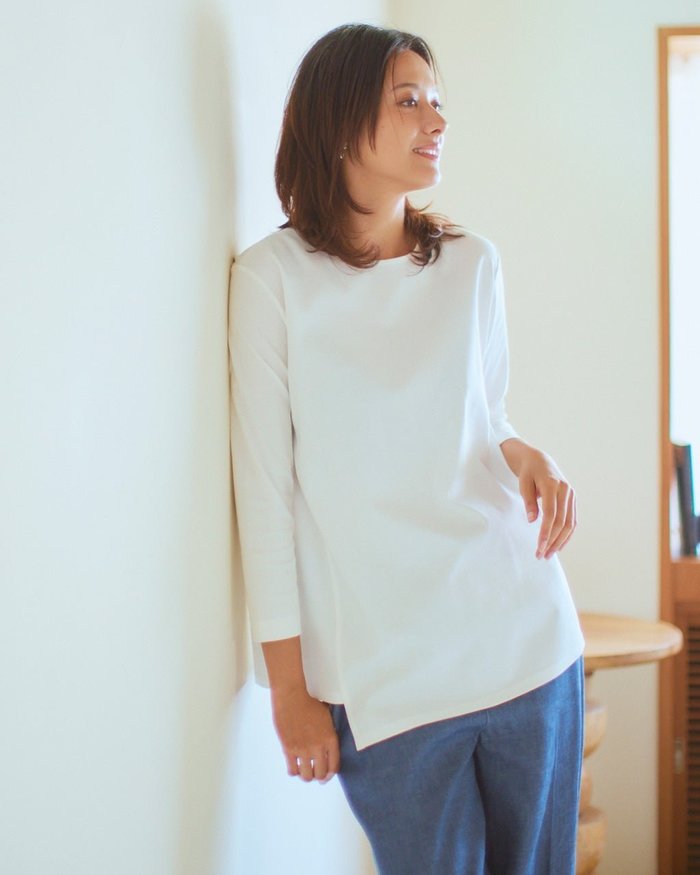 【ドゥクラッセ/DoCLASSE】のシルケットコットン・アシメトップス インテリア・キッズ・メンズ・レディースファッション・服の通販 founy(ファニー) https://founy.com/ ファッション Fashion レディースファッション Fashion for Women トップス・カットソー Cut & Sew Tops シャツ・ブラウス・オフィスカジュアル Elegant Blouses & Button-Ups ロングTシャツ・Tシャツ Longline T-Shirts & Tees カットソー・ベーシックTシャツ Cut-and-Sewn Tops / Stretch Tees & Basics なめらか Smooth, Silky Texture カットソー Cut and Sewn Top クール Cool, Chic シルケット Silket, Silky Cotton |ID: prp329100004131959 ipo3291000000031890531