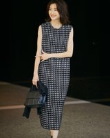 【ドゥクラッセ/DoCLASSE】のふくれジャカード・スリーブレスワンピース 人気、トレンドファッション・服の通販 founy(ファニー) ファッション Fashion レディースファッション Ladies' Fashion Online ワンピース Dress コンパクト Compact ジャカード Jacquard ストレート Straight スマート Smart セットアップ Set Up モノトーン Monotone |ID:prp329100004131981