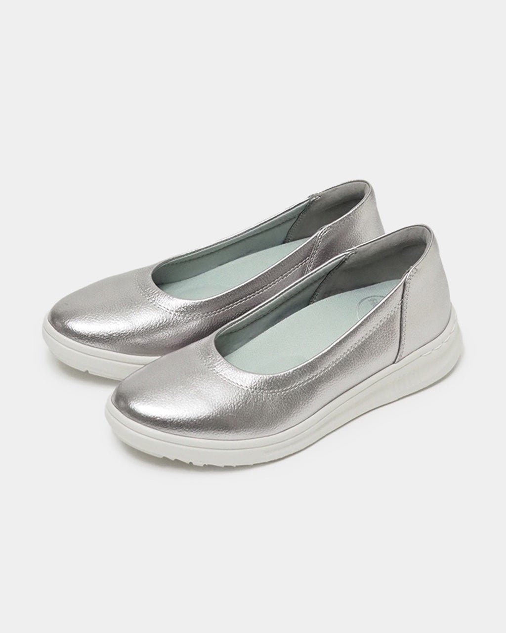 【フィットフィット/fitfit】のレザーバレエスニーカーLITE インテリア・キッズ・メンズ・レディースファッション・服の通販 founy(ファニー) 　ファッション　Fashion　レディースファッション　Fashion for Women　クッション　Cushion, Throw Pillow　シューズ　Shoes, Footwear　シンプル　Simple, Minimal　ストレッチ　Stretch, Stretchy Fabric　スニーカー　Sneakers, Trainers　デニム　Denim, Jeans Material　バレエ　Ballet, Ballet Style　フィット　Fit, Slim Fit　フェミニン　Feminine, Girly　プレーン　Plain, Simple　ラバー　Rubber, Rubber Sole　軽量　Lightweight, Ultra Light　シルバー|ID: prp329100004131987 ipo3291000000034922770