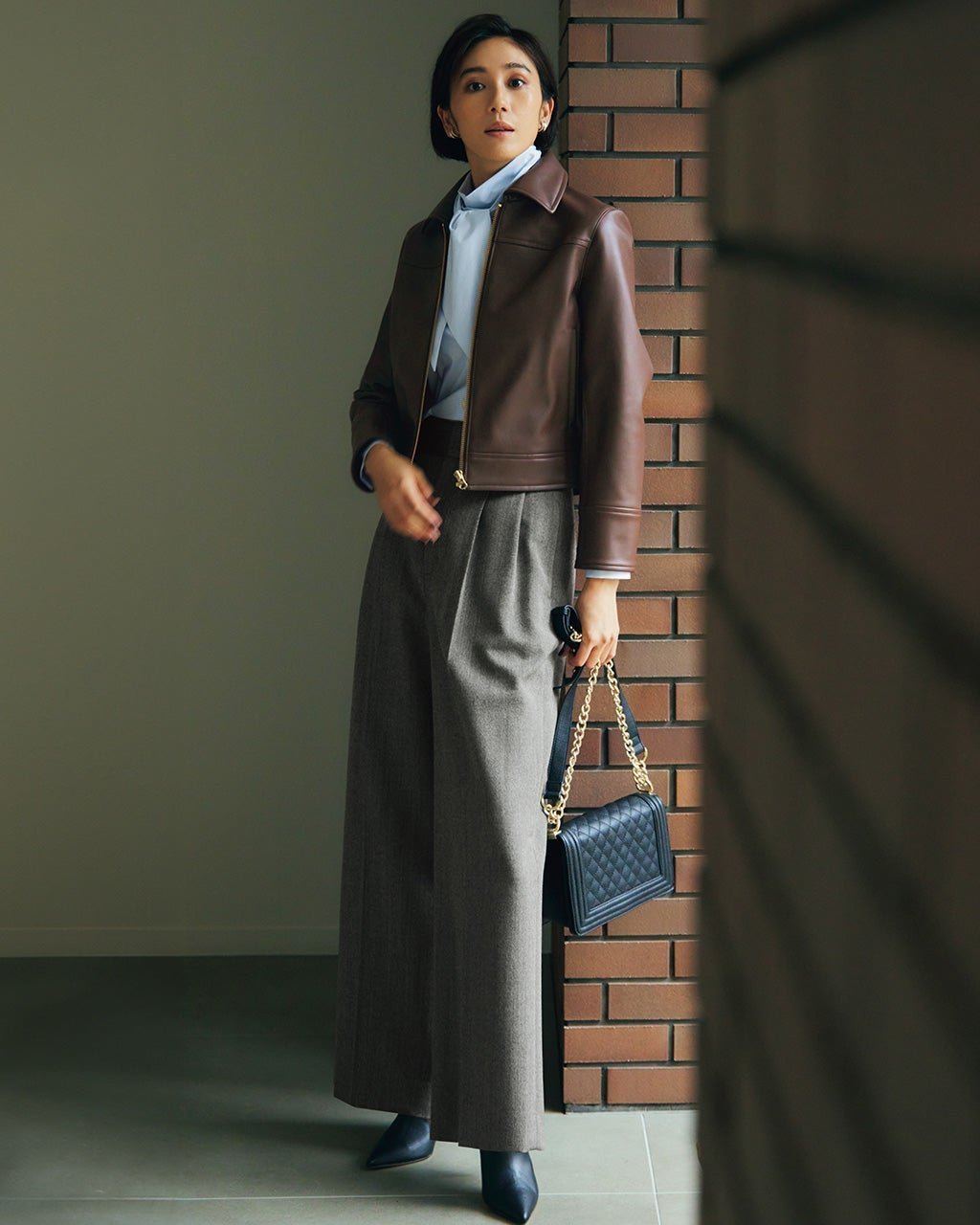 【ドゥクラッセ/DoCLASSE】のウールツイード・ワイドパンツ インテリア・キッズ・メンズ・レディースファッション・服の通販 founy(ファニー) 　ファッション　Fashion　レディースファッション　Fashion for Women　パンツ　Pants & Trousers　ツイード　Twill, Twill Weave　ワイド　Wide, Wide Fit　定番　Standard, Basic Item　A/W・秋冬　Autumn/Winter　グレー|ID: prp329100004134487 ipo3291000000034725445