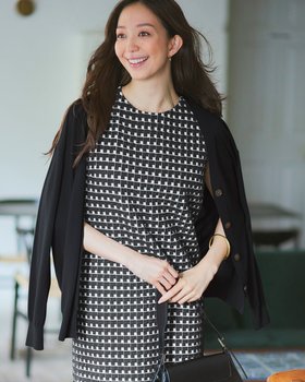 【ドゥクラッセ/DoCLASSE】 ウルトラファインメリノ・Vネックカーディガン人気、トレンドファッション・服の通販 founy(ファニー) ファッション Fashion レディースファッション Fashion for Women トップス・カットソー Cut & Sew Tops カーディガン・羽織り Layered Style Cardigans Vネックトップス V-Neck Tops / V-Cut Neckline Shirts イタリア Italy カーディガン Cardigan, Knitwear |ID:prp329100004134579