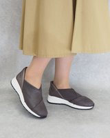 【フィットフィット/fitfit】のハンズフリークロスインステップスニーカー 人気、トレンドファッション・服の通販 founy(ファニー) ファッション Fashion レディースファッション WOMEN NEW・新作・新着・新入荷 New Arrivals ストレッチ Stretch スニーカー Sneakers フィット Fit |ID:prp329100004144598