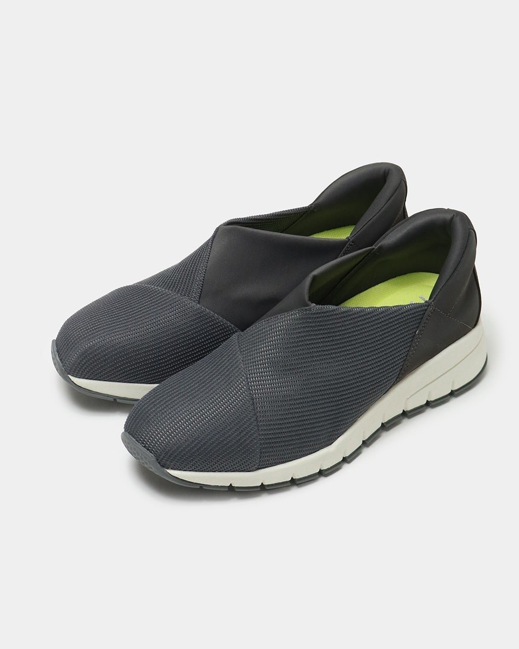 【フィットフィット/fitfit】のハンズフリークロスインステップスニーカー インテリア・キッズ・メンズ・レディースファッション・服の通販 founy(ファニー) 　ファッション　Fashion　レディースファッション　Fashion for Women　ストレッチ　Stretch, Stretchy Fabric　スニーカー　Sneakers, Trainers　フィット　Fit, Slim Fit　ソフトグレー|ID: prp329100004144598 ipo3291000000036159022