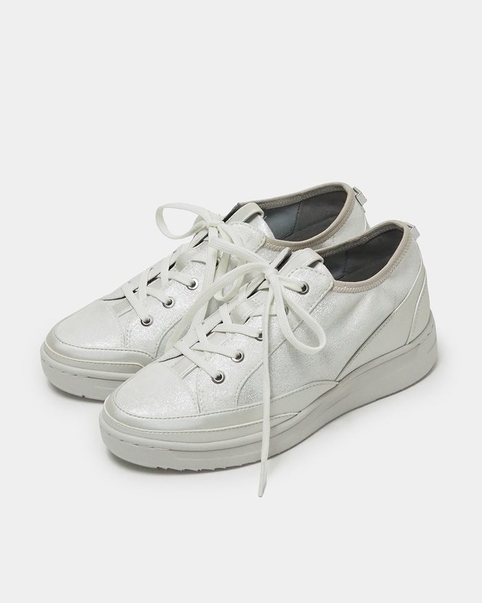 【フィットフィット/fitfit】のシンプルやわらかLITEスニーカー インテリア・キッズ・メンズ・レディースファッション・服の通販 founy(ファニー) https://founy.com/ ファッション Fashion レディースファッション Fashion for Women インソール Shoe Insole エレガント 上品 Elegant クッション Cushion, Throw Pillow 軽量 Lightweight, Ultra Light シンプル Simple, Minimal ストレッチ Stretch, Stretchy Fabric スニーカー Sneakers, Trainers スマート Smart, Elegant フィット Fit, Slim Fit フォルム Silhouette, Form |ID: prp329100004144599 ipo3291000000035301963