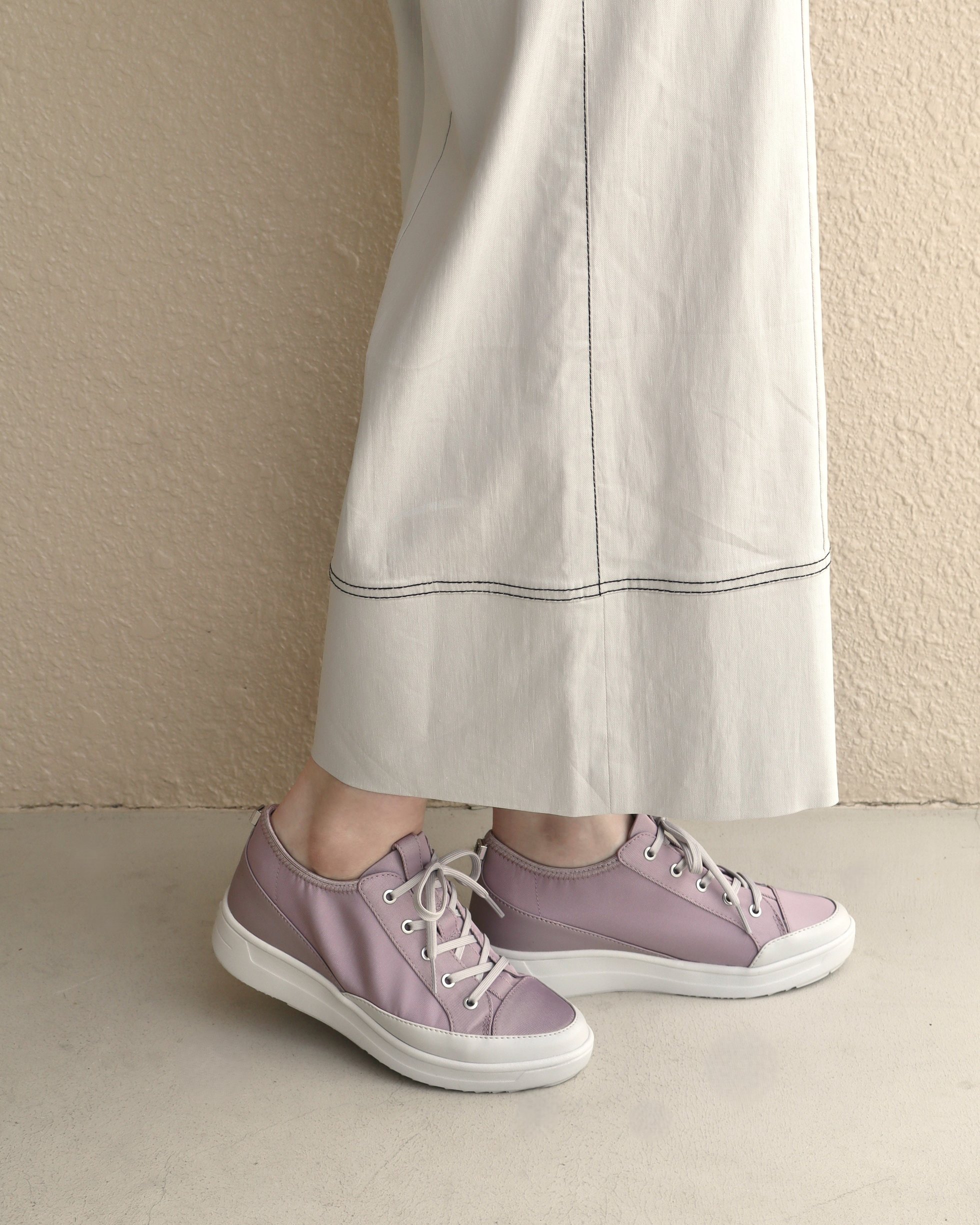 【フィットフィット/fitfit】のシンプルやわらかLITEスニーカー インテリア・キッズ・メンズ・レディースファッション・服の通販 founy(ファニー) 　ファッション　Fashion　レディースファッション　Fashion for Women　インソール　Shoe Insole　エレガント 上品　Elegant　クッション　Cushion, Throw Pillow　軽量　Lightweight, Ultra Light　シンプル　Simple, Minimal　ストレッチ　Stretch, Stretchy Fabric　スニーカー　Sneakers, Trainers　スマート　Smart, Elegant　フィット　Fit, Slim Fit　フォルム　Silhouette, Form　ライトピンク|ID: prp329100004144599 ipo3291000000036159049