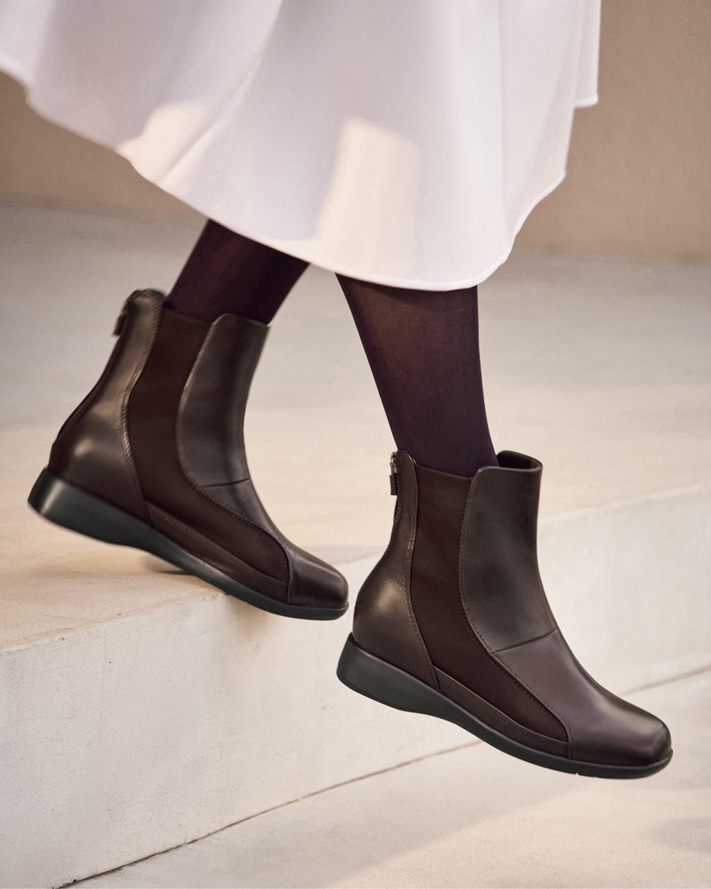 【フィットフィット/fitfit】のライトウェイトストレッチショートブーツ インテリア・キッズ・メンズ・レディースファッション・服の通販 founy(ファニー) 　ファッション　Fashion　レディースファッション　Fashion for Women　くるぶし　Ankle-Length　インソール　Shoe Insole　クッション　Cushion, Throw Pillow　ショート　Short, Short Length　ストレッチ　Stretch, Stretchy Fabric　フィット　Fit, Slim Fit　メッシュ　Mesh, Net Fabric　抗菌　Antibacterial, Bacteria-Resistant　軽量　Lightweight, Ultra Light　ダークブラウン|ID: prp329100004158643 ipo3291000000036159086