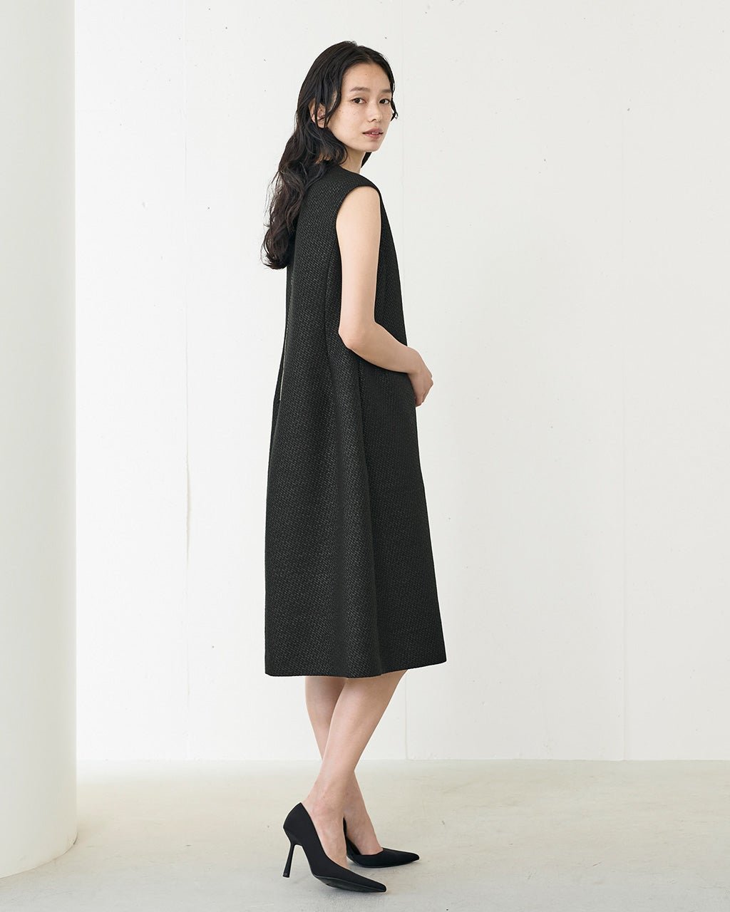 【ドゥクラッセ/DoCLASSE】のドビーツイード・ワンピース インテリア・キッズ・メンズ・レディースファッション・服の通販 founy(ファニー) ファッション Fashion レディースファッション Fashion for Women ワンピース Dresses シェイプ Shape, Slim Fit ジャケット Jacket, Outerwear ノースリーブ Sleeveless, No-Sleeve フォルム Silhouette, Form ベスト Vest, Waistcoat ブラック|ID: prp329100004168559 ipo3291000000034725373