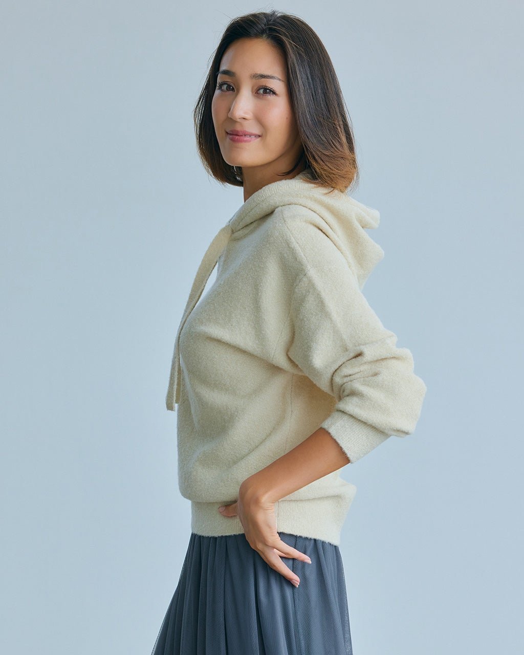 【ドゥクラッセ/DoCLASSE】のブークレニット・フーディプルオーバー インテリア・キッズ・メンズ・レディースファッション・服の通販 founy(ファニー) 　ファッション　Fashion　レディースファッション　Fashion for Women　トップス・カットソー　Cut & Sew Tops　ニット　Knit Tops & Sweaters　カジュアルプルオーバー・ニットトップス　Pullovers & Knit Tops / Casual Pullovers　セーター　Sweater, Knitwear　パーカー　Hoodie, Parka　リボン　Ribbon, Bow　エクルー|ID: prp329100004196071 ipo3291000000035619444