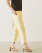 【ドゥクラッセ/DoCLASSE】のオクタダブルクロス・カーブテーパードパンツ イエロー|ID: prp329100004210610 ipo3291000000032636782