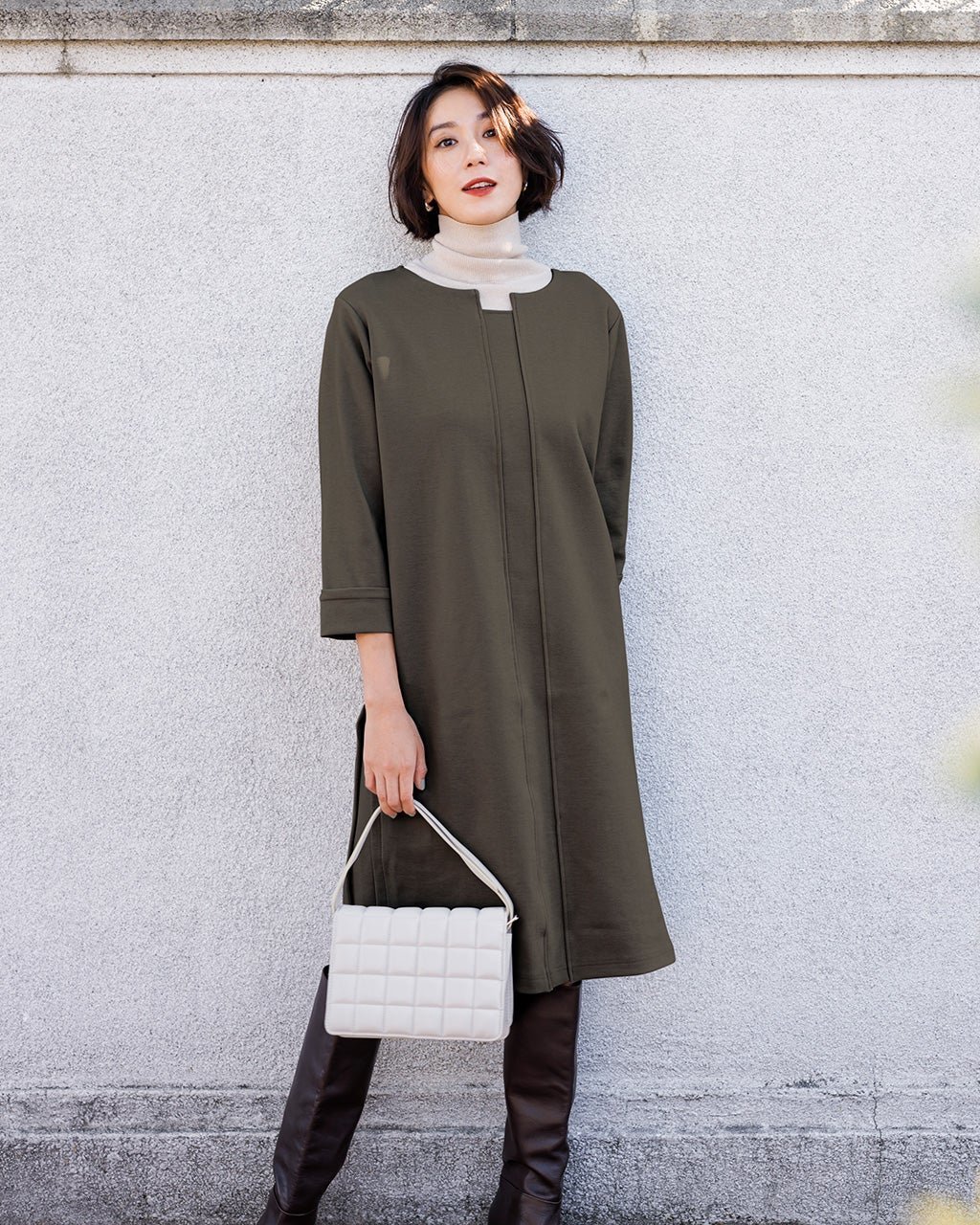 【ドゥクラッセ/DoCLASSE】のウォームポンチ・キーネックミディワンピース 人気、トレンドファッション・服の通販 founy(ファニー) 　ファッション　Fashion　レディースファッション　WOMEN　ワンピース　Dress　センター　Center　フロント　Front　 other-1|ID: prp329100004217699 ipo3291000000030023856