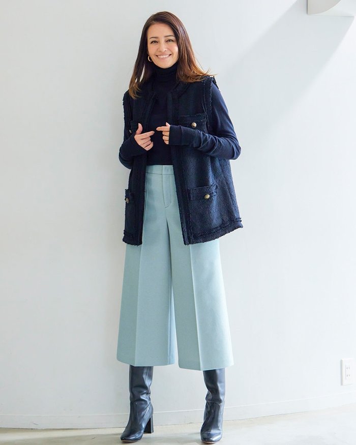 【ドゥクラッセ/DoCLASSE】のウールタッチニードル・ワイドクロップドパンツ インテリア・キッズ・メンズ・レディースファッション・服の通販 founy(ファニー) https://founy.com/ ファッション Fashion レディースファッション WOMEN パンツ Pants エレガント 上品 Elegant スーツ Suit センター Center ポケット Pocket 冬 Winter |ID: prp329100004217742 ipo3291000000030829342
