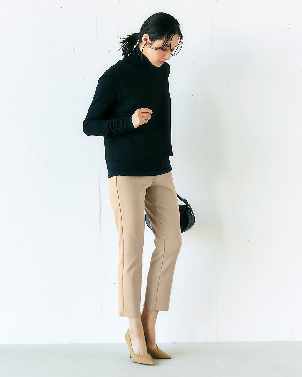 【ドゥクラッセ/DoCLASSE】の遠赤スマートヒート・ストレートパンツ63㎝ 人気、トレンドファッション・服の通販 founy(ファニー) 　ファッション　Fashion　レディースファッション　WOMEN　パンツ　Pants　ストレッチ　Stretch　ストレート　Straight　スニーカー　Sneakers　ツイル　Twill　ピーチ　Peach　ボンディング　Bonding　ミックス　Mix　エレガント 上品　Elegant　 other-1|ID: prp329100004249626 ipo3291000000030660496