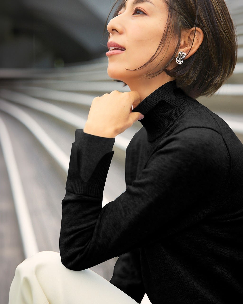 【ドゥクラッセ/DoCLASSE】のウール混・ダブルカフス配色ハイネック インテリア・キッズ・メンズ・レディースファッション・服の通販 founy(ファニー) 　ファッション　Fashion　レディースファッション　Fashion for Women　トップス・カットソー　Cut & Sew Tops　ニット　Knit Tops & Sweaters　なめらか　Smooth, Silky Texture　カフス　Cuff Design　スリット　Slit, Slit Detail　セーター　Sweater, Knitwear　ダブル　Double, Double-Breasted　ハイネック　High Neck, Mock Neck　ロング　Long, Long-Length　ブラックxブラック|ID: prp329100004283319 ipo3291000000035249957