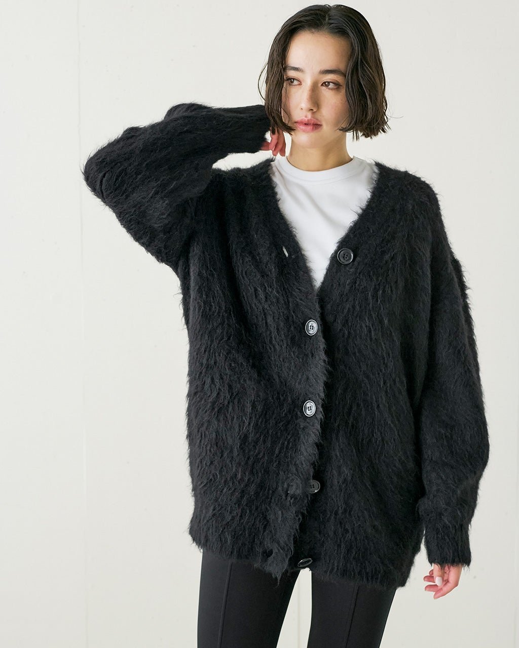 【ドゥクラッセ/DoCLASSE】のスーリーアルパカ・Vネックカーディガン 人気、トレンドファッション・服の通販 founy(ファニー) 　ファッション　Fashion　レディースファッション　Fashion for Women　トップス・カットソー　Cut & Sew Tops　カーディガン・羽織り　Layered Style Cardigans　Vネックトップス　V-Neck Tops / V-Cut Neckline Shirts　カーディガン　Cardigan, Knitwear　トレンド　Trend, Trending Now　今季　This Season, Current Season　軽量　Lightweight, Ultra Light　 other-1|ID: prp329100004317590 ipo3291000000030498921