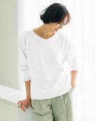 【ドゥクラッセ/DoCLASSE】の浅Vネック/ドルマン長袖ドゥクラッセTシャツ 人気、トレンドファッション・服の通販 founy(ファニー) ファッション Fashion レディースファッション WOMEN トップス・カットソー Tops/Tshirt シャツ/ブラウス Shirts/Blouses ロング / Tシャツ T-Shirts カットソー Cut and Sewn Vネック V-Neck NEW・新作・新着・新入荷 New Arrivals カットソー Cut And Sew ダブル Double フェミニン Feminine フロント Front プレミアム Premium リラックス Relax エレガント 上品 Elegant 長袖 Long Sleeve thumbnail ホワイト|ID: prp329100004350822 ipo3291000000030383319