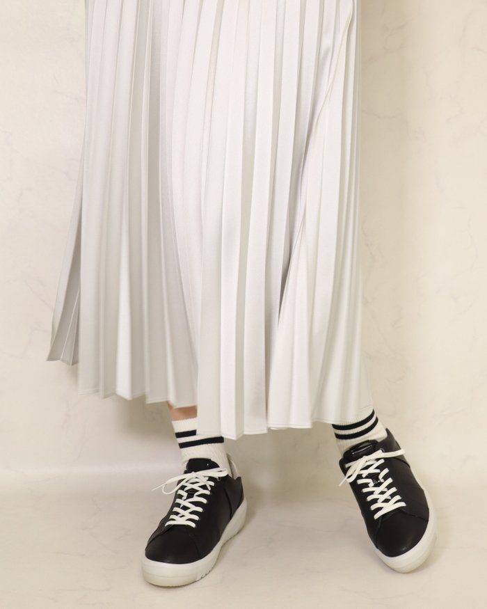 【フィットフィット/fitfit】のクラッシックレザースニーカー インテリア・キッズ・メンズ・レディースファッション・服の通販 founy(ファニー) https://founy.com/ ファッション Fashion レディースファッション Fashion for Women インソール Shoe Insole クッション Cushion, Throw Pillow シンプル Simple, Minimal スニーカー Sneakers, Trainers フィット Fit, Slim Fit フォルム Silhouette, Form エレガント 上品 Elegant 人気 Popular, Best Seller 軽量 Lightweight, Ultra Light |ID: prp329100004350837 ipo3291000000033966372