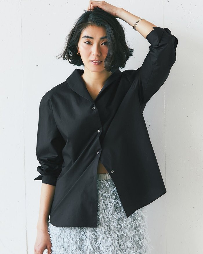 【ドゥクラッセ/DoCLASSE】の高密度コットン・アシメブラウス インテリア・キッズ・メンズ・レディースファッション・服の通販 founy(ファニー) https://founy.com/ ファッション Fashion レディースファッション Fashion for Women トップス・カットソー Cut & Sew Tops シャツ・ブラウス・オフィスカジュアル Elegant Blouses & Button-Ups アシンメトリー Asymmetrical Style シンプル Simple, Minimal タイプライター Typewriter Fabric, Crisp Cotton 今季 This Season, Current Season 夏 Summer 定番 Standard, Basic Item 春 Spring S/S・春夏 SS, Spring/Summer, Warm Season |ID: prp329100004350868 ipo3291000000035043277