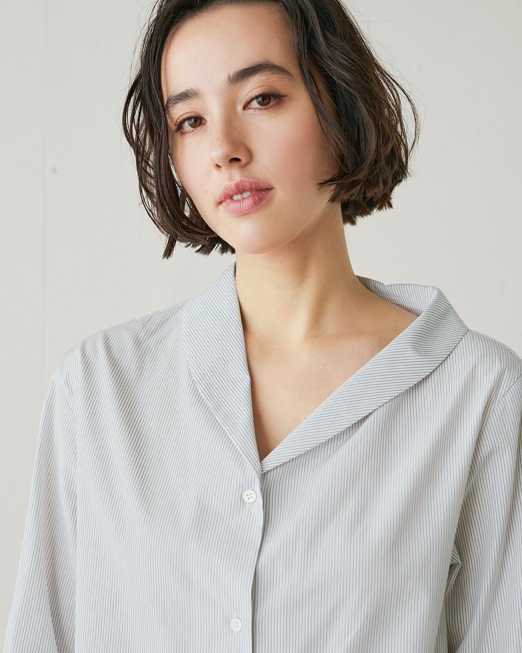 【ドゥクラッセ/DoCLASSE】のスーピマコットン・ストライプアシメブラウス 人気、トレンドファッション・服の通販 founy(ファニー) 　ファッション　Fashion　レディースファッション　Fashion for Women　トップス・カットソー　Cut & Sew Tops　シャツ・ブラウス・オフィスカジュアル　Elegant Blouses & Button-Ups　アシンメトリー　Asymmetrical Style　カッティング　Cutting Detail　ストライプ　Stripe, Striped Pattern　スーピマ　Supima, Premium Cotton　 other-1|ID: prp329100004350869 ipo3291000000032636652