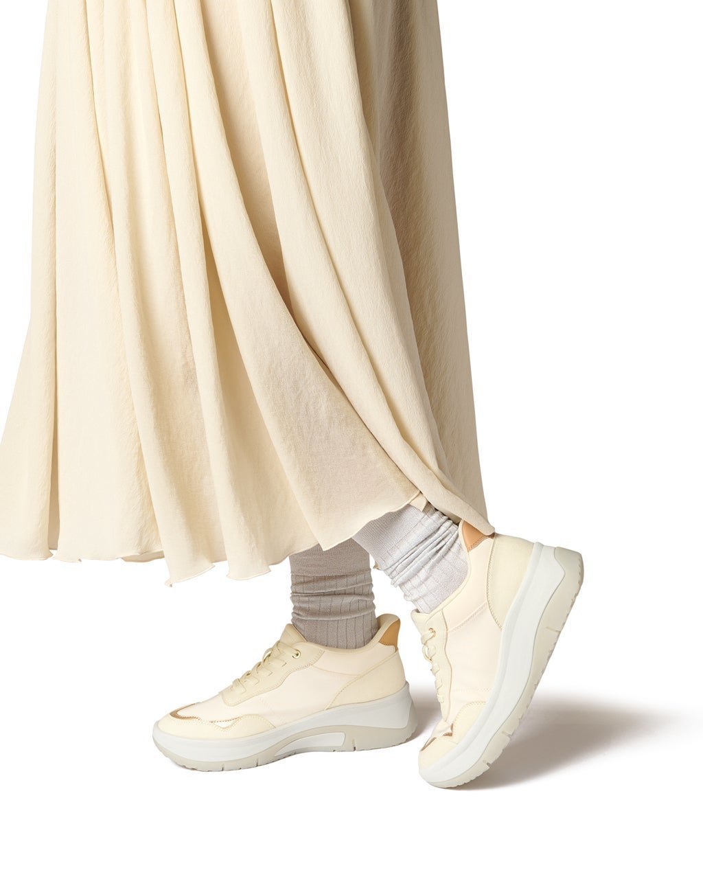 【フィットフィット/fitfit】の撥水ハンズフリーソフトスニーカー インテリア・キッズ・メンズ・レディースファッション・服の通販 founy(ファニー) 　ファッション　Fashion　レディースファッション　Fashion for Women　厚底　Platform Shoes　軽量　Lightweight, Ultra Light　シンプル　Simple, Minimal　スニーカー　Sneakers, Trainers　ダブル　Double, Double-Breasted　パターン　Pattern, Design Print　ファブリック　Fabric, Textile　フィット　Fit, Slim Fit　ラバー　Rubber, Rubber Sole　レース　Lace, Lace Fabric　おすすめ　Recommended / Our Picks　アイボリー|ID: prp329100004355536 ipo3291000000036159210