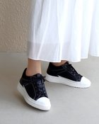 【フィットフィット/fitfit】のソフトレザーLITEスニーカー 人気、トレンドファッション・服の通販 founy(ファニー) ファッション Fashion レディースファッション Fashion for Women インソール Shoe Insole エレガント 上品 Elegant クッション Cushion, Throw Pillow コンパクト Compact, Small Size 軽量 Lightweight, Ultra Light シューズ Shoes, Footwear ストレッチ Stretch, Stretchy Fabric スニーカー Sneakers, Trainers スマート Smart, Elegant フィット Fit, Slim Fit フォルム Silhouette, Form ラバー Rubber, Rubber Sole レース Lace, Lace Fabric thumbnail ブラック|ID: prp329100004357474 ipo3291000000036159230