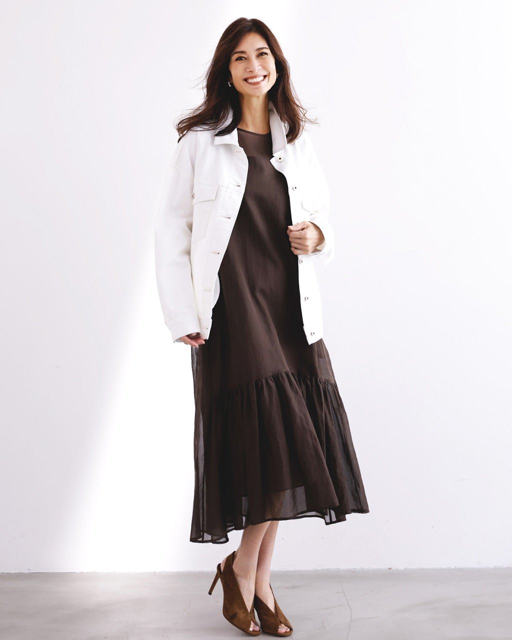 【ドゥクラッセ/DoCLASSE】のエアーストレッチデニム・オーバージャケット 人気、トレンドファッション・服の通販 founy(ファニー) 　ファッション　Fashion　レディースファッション　Fashion for Women　アウター　Coat / Outerwear Collection　レディースジャケット・軽アウター　Jackets　ジャケット　Jacket, Outerwear　ストレッチ　Stretch, Stretchy Fabric　デニム　Denim, Jeans Material　トレンド　Trend, Trending Now　ベーシック　Basic, Essential　人気　Popular, Best Seller　秋　Autumn　 other-1|ID: prp329100004392259 ipo3291000000034114843