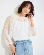 【ドゥクラッセ/DoCLASSE】のシアードットジャカード・ギャザーブラウス 人気、トレンドファッション・服の通販 founy(ファニー) ファッション Fashion レディースファッション Fashion for Women トップス・カットソー Cut & Sew Tops シャツ・ブラウス・オフィスカジュアル Elegant Blouses & Button-Ups ギャザー Gathered, Ruffled シアー Sheer, See-Through ジャカード／ジャガード Jacquard, Woven Pattern トレンド Trend, Trending Now ドット Polka Dot, Dot Pattern リボン Ribbon, Bow thumbnail オフホワイト|ID: prp329100004392271 ipo3291000000036037662