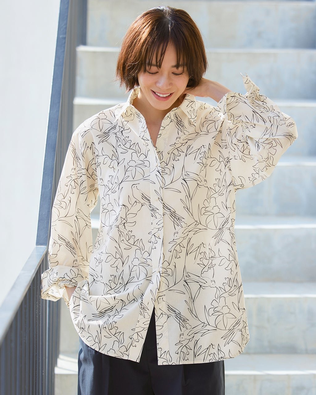 【ドゥクラッセ/DoCLASSE】のコットンローン・総柄シャツ インテリア・キッズ・メンズ・レディースファッション・服の通販 founy(ファニー) 　ファッション　Fashion　レディースファッション　WOMEN　トップス・カットソー　Tops/Tshirt　シャツ/ブラウス　Shirts/Blouses　シンプル　Simple　プリント　Print　無地　Plain Color　モノトーン|ID: prp329100004392314 ipo3291000000030709915