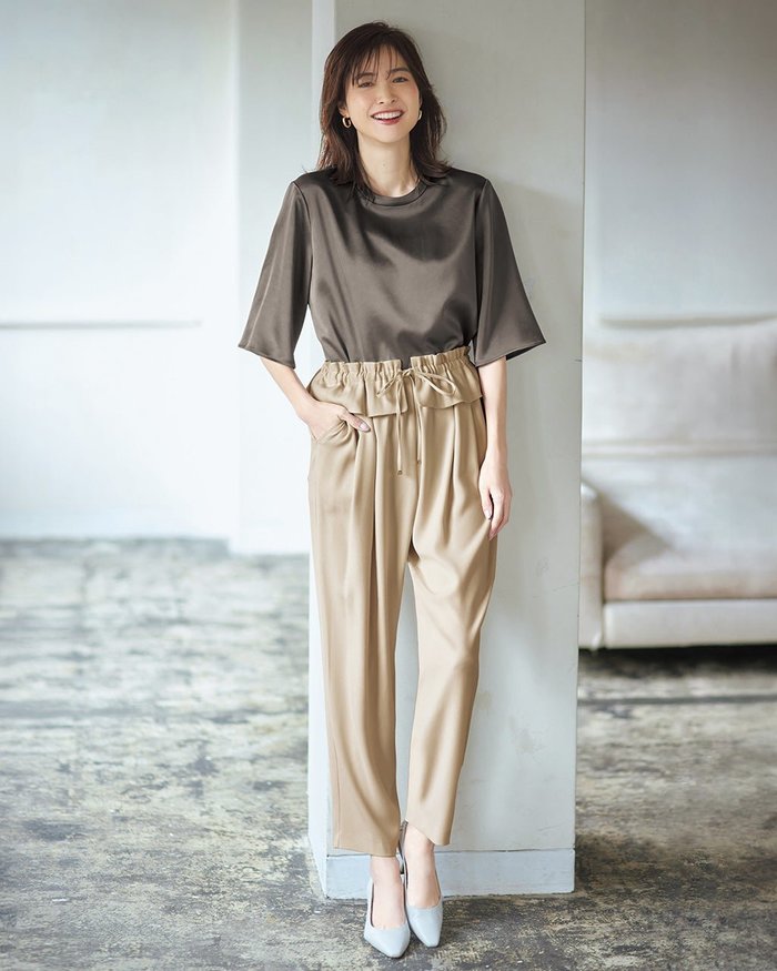 【ドゥクラッセ/DoCLASSE】のトリアセバックサテン・ペプラムパンツ インテリア・キッズ・メンズ・レディースファッション・服の通販 founy(ファニー) https://founy.com/ ファッション Fashion レディースファッション Fashion for Women パンツ Pants & Trousers バッグ Bags なめらか Smooth, Silky Texture サテン Satin, Glossy Fabric シルク Silk, 100% Silk ジョーゼット Georgette, Semi-Sheer Fabric フリル Frill, Ruffle ペプラム Peplum, Flared Hem |ID: prp329100004392332 ipo3291000000035735025