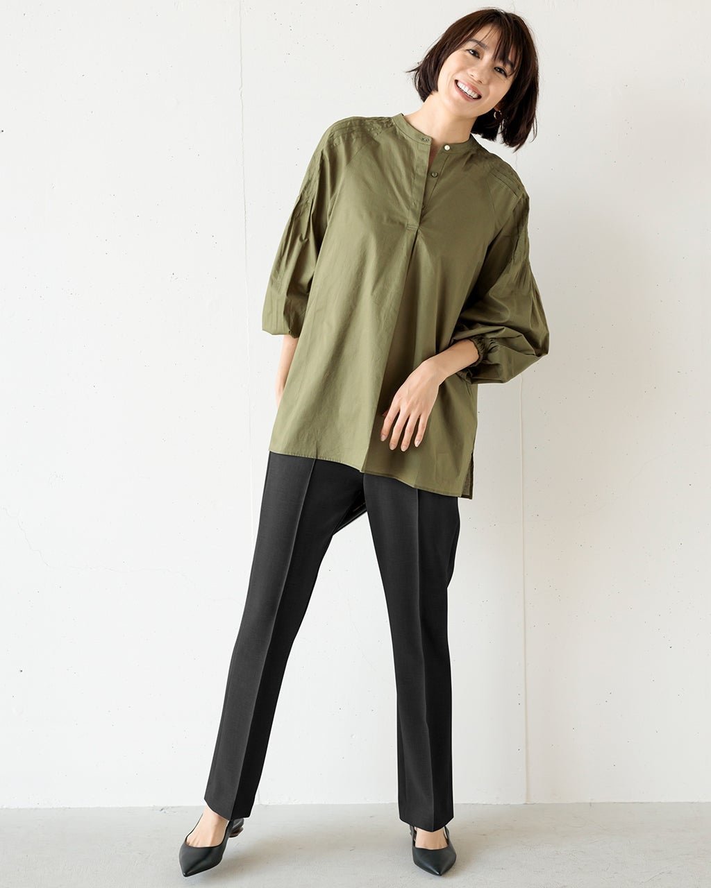 【ドゥクラッセ/DoCLASSE】のストレッチツイル・タックテーパード/69cm インテリア・キッズ・メンズ・レディースファッション・服の通販 founy(ファニー) 　ファッション　Fashion　レディースファッション　WOMEN　パンツ　Pants　オケージョン　Occasion　春　Spring　ベスト　Vest　メランジ　Melange　夏　Summer　エレガント 上品　Elegant　ブラック|ID: prp329100004422287 ipo3291000000030880786