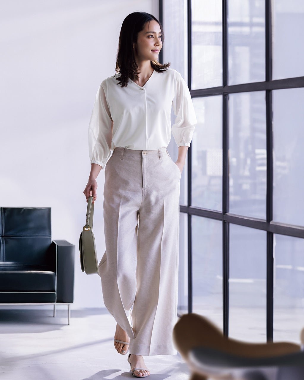 【ドゥクラッセ/DoCLASSE】のシフォンスリーブ・カットソーブラウス 人気、トレンドファッション・服の通販 founy(ファニー) 　ファッション　Fashion　レディースファッション　WOMEN　トップス・カットソー　Tops/Tshirt　シャツ/ブラウス　Shirts/Blouses　ロング / Tシャツ　T-Shirts　カットソー　Cut and Sewn　カットソー　Cut And Sew　シフォン　Chiffon　スリーブ　Sleeve　フェイス　Face　メタル　Metal　エレガント 上品　Elegant　 other-1|ID: prp329100004433362 ipo3291000000031701388