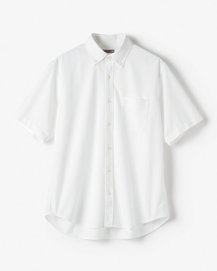 【ドゥクラッセ/DoCLASSE / MEN】のノーアイロン・艶ニットシャツ半袖ボタンダウン インテリア・キッズ・メンズ・レディースファッション・服の通販 founy(ファニー) https://founy.com/ ファッション Fashion メンズファッション Fashion for Men ウォッシュ Washed Finish センター Center, Center Line ダウン Down, Puffer メンズ Men's, Menswear 半袖 Short Sleeve, Half Sleeve |ID: prp329100004433380 ipo3291000000033112819