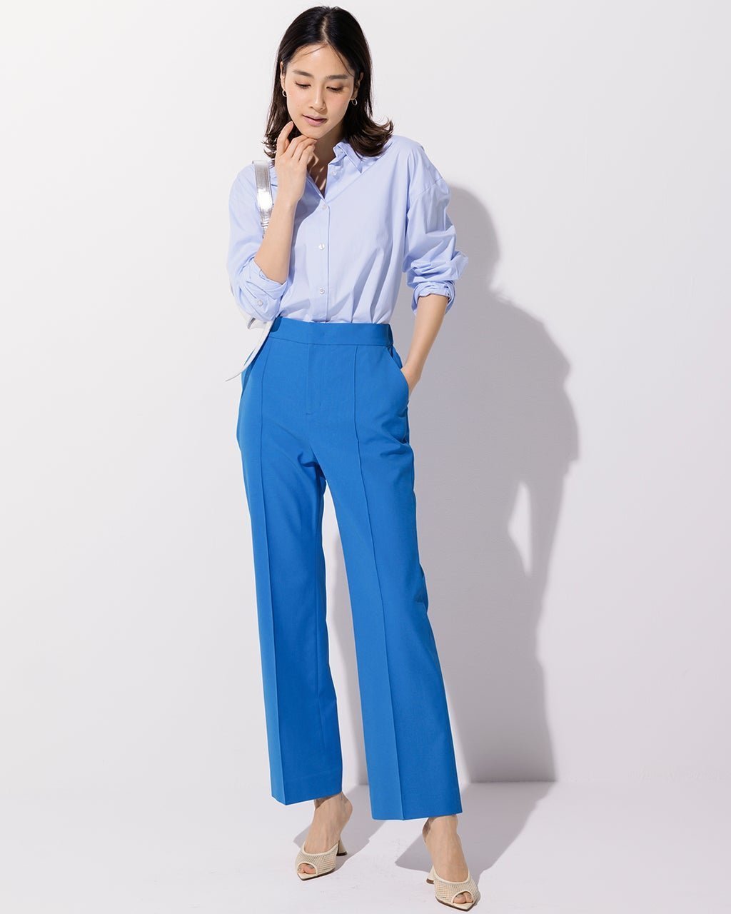 【ドゥクラッセ/DoCLASSE】のリネン混オックス・ワイドストレート/71cm インテリア・キッズ・メンズ・レディースファッション・服の通販 founy(ファニー) 　ファッション　Fashion　レディースファッション　Fashion for Women　パンツ　Pants & Trousers　オケージョン　Occasion Wear　オックス　Oxford Fabric　ストレート　Straight, Straight Cut　フレア　Flare, Flared　ベスト　Vest, Waistcoat　リネン　Linen, Linen Fabric　ワイド　Wide, Wide Fit　夏　Summer　ブルー|ID: prp329100004433412 ipo3291000000030967682