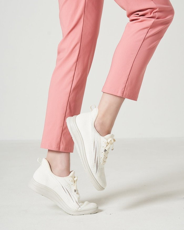 【フィットフィット/fitfit】のハンズフリーニットLITEスニーカー インテリア・キッズ・メンズ・レディースファッション・服の通販 founy(ファニー) https://founy.com/ ファッション Fashion レディースファッション Fashion for Women トップス・カットソー Cut & Sew Tops ニット Knit Tops & Sweaters インソール Shoe Insole スニーカー Sneakers, Trainers ビジュー Bijou, Jewel-like Accent フィット Fit, Slim Fit レース Lace, Lace Fabric |ID: prp329100004450900 ipo3291000000036159432