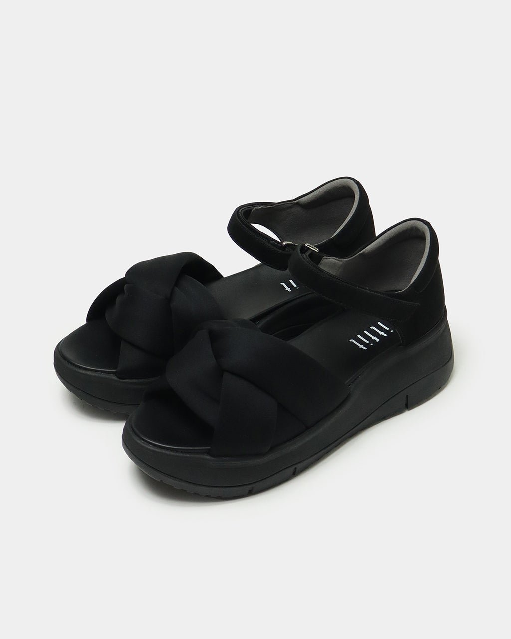 【フィットフィット/fitfit】のクッションツイストサンダル インテリア・キッズ・メンズ・レディースファッション・服の通販 founy(ファニー) 　ファッション　Fashion　レディースファッション　WOMEN　インソール　Insole　厚底　Platforms　くるぶし　Ankle　カッティング　Cutting　クッション　Cushion　軽量　Lightweight　サンダル　Sandals　スニーカー　Sneakers　ツイスト　Twist　フィット　Fit　ラバー　Rubber　NEW・新作・新着・新入荷　New Arrivals　ブラック&times;ブラック|ID: prp329100004479058 ipo3291000000031576440