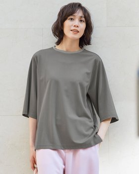 【ドゥクラッセ/DoCLASSE】のシルキーポンチ・オーバーフィットT 人気、トレンドファッション・服の通販 founy(ファニー) ファッション Fashion レディースファッション WOMEN トップス・カットソー Tops/Tshirt シャツ/ブラウス Shirts/Blouses ロング / Tシャツ T-Shirts カットソー Cut and Sewn なめらか Smooth カットソー Cut And Sew フィット Fit 夏 Summer |ID:prp329100004485526