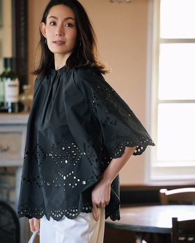 【ドゥクラッセ/DoCLASSE】 カットワークレース・サックブラウス人気、トレンドファッション・服の通販 founy(ファニー) ファッション Fashion レディースファッション Ladies' Fashion Online トップス・カットソー Tops/Tshirt シャツ/ブラウス Shirts/Blouses ギャザー Gather |ID:prp329100004487232