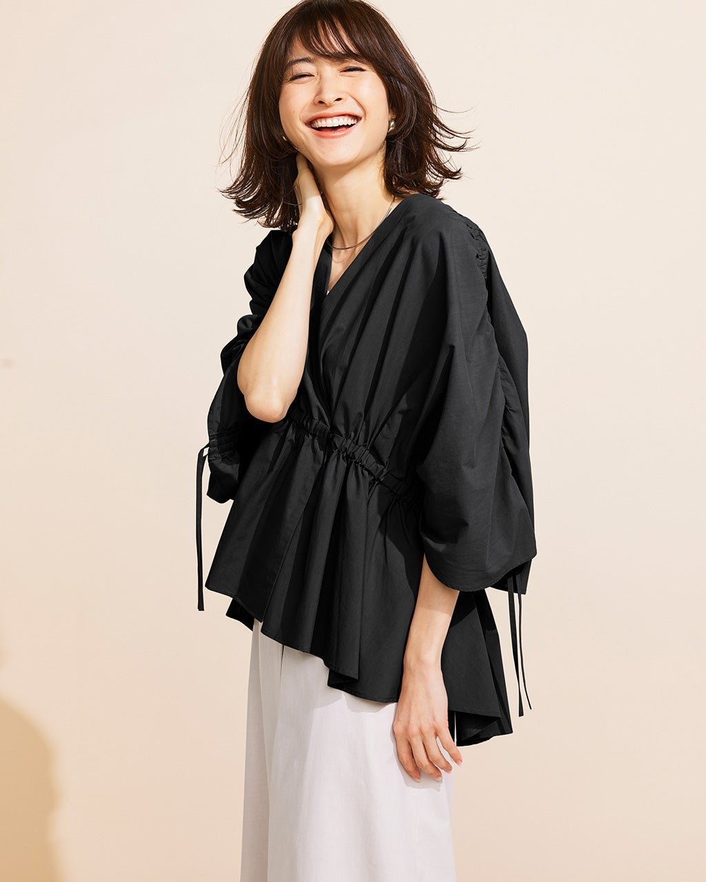 【ドゥクラッセ/DoCLASSE】のリヨセルコットン・ギャザードルマンブラウス 人気、トレンドファッション・服の通販 founy(ファニー) 　ファッション　Fashion　レディースファッション　Fashion for Women　トップス・カットソー　Cut & Sew Tops　シャツ・ブラウス・オフィスカジュアル　Elegant Blouses & Button-Ups　ギャザー　Gathered, Ruffled　ドレープ　Drape, Draping Fabric　ラグジュアリー　Luxury, Elegant　夏　Summer　 other-1|ID: prp329100004487234 ipo3291000000034696710