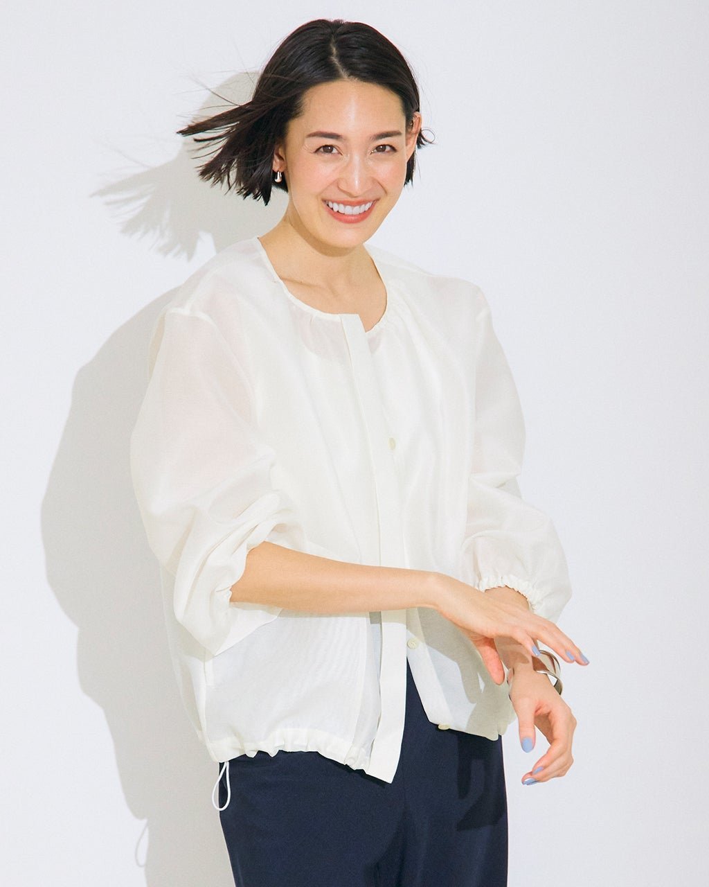 【ドゥクラッセ/DoCLASSE】のシアーオーガンジー・ギャザーブルゾン 人気、トレンドファッション・服の通販 founy(ファニー) 　ファッション　Fashion　レディースファッション　Fashion for Women　アウター　Coat / Outerwear Collection　レディースジャケット・軽アウター　Jackets　ブルゾンジャケット・スポーティアウター　Blouson Jackets　ギャザー　Gathered, Ruffled　ジャケット　Jacket, Outerwear　フェミニン　Feminine, Girly　ブルゾン　Blouson, Bomber Jacket　 other-1|ID: prp329100004487249 ipo3291000000032527629