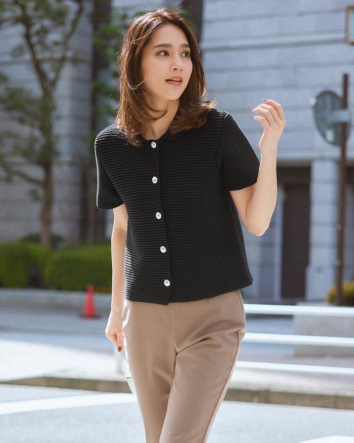 【ドゥクラッセ/DoCLASSE】の畦編み・衿付きカーデジャケット インテリア・キッズ・メンズ・レディースファッション・服の通販 founy(ファニー) https://founy.com/ ファッション Fashion レディースファッション Fashion for Women エレガント 上品 Elegant カーディガン Cardigan, Knitwear ジャケット Jacket, Outerwear フェミニン Feminine, Girly ボーダー Border, Stripe メタル Metal, Metal Parts 畦 Ribbed Knit |ID: prp329100004487266 ipo3291000000032527631