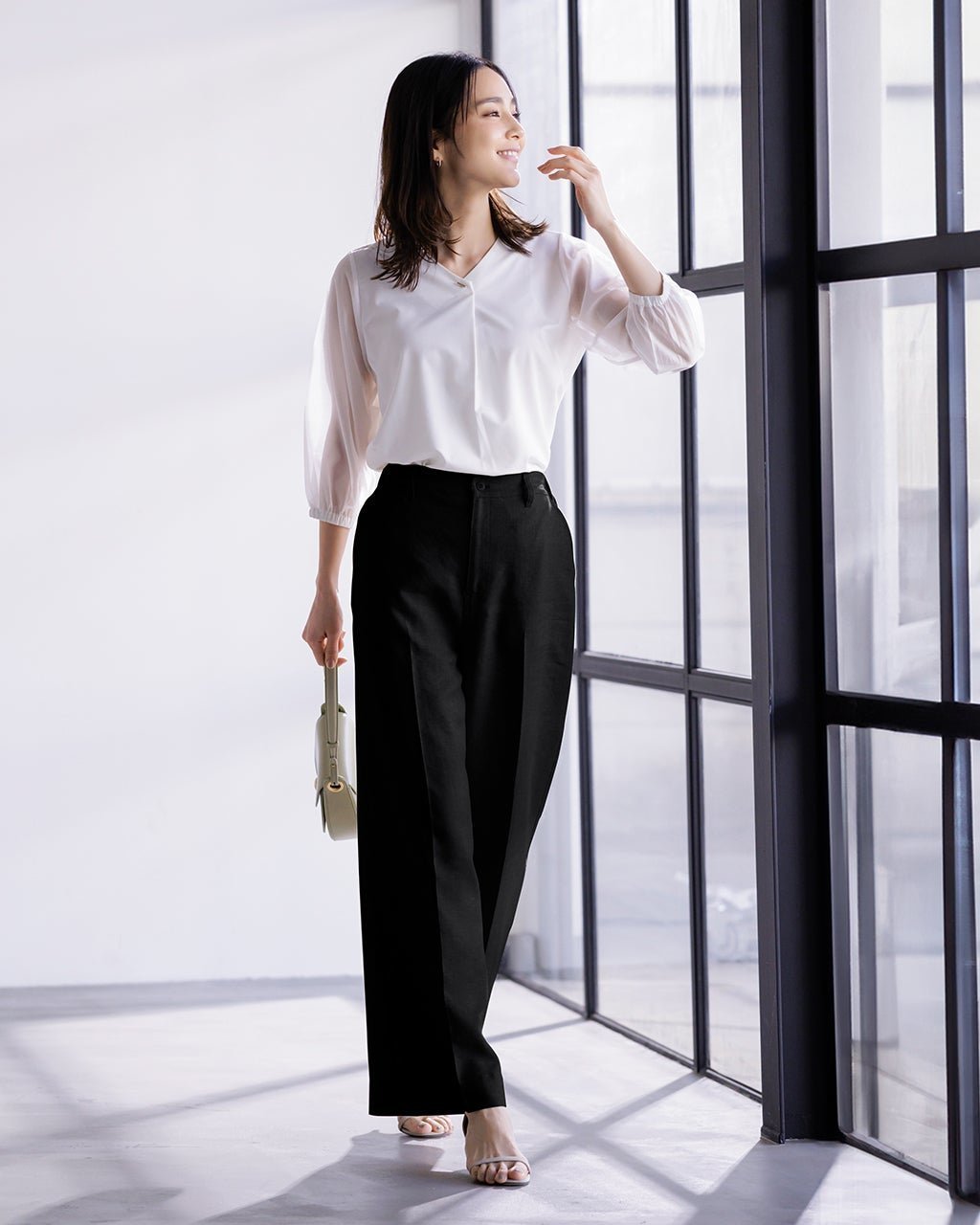 【ドゥクラッセ/DoCLASSE】のラメリネン・イージーワイドパンツ 人気、トレンドファッション・服の通販 founy(ファニー) 　ファッション　Fashion　レディースファッション　Fashion for Women　パンツ　Pants & Trousers　フレンチ　French, French Style　ミックス　Mix, Mixed Style　リネン　Linen, Linen Fabric　リュクス　Luxury, Elegant, High-End, Chic　ワイド　Wide, Wide Fit　 other-1|ID: prp329100004487280 ipo3291000000033832927