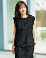 【ドゥクラッセ/DoCLASSE】のフラワージャカード・ノースリーブブラウス 人気、トレンドファッション・服の通販 founy(ファニー) ファッション Fashion レディースファッション Fashion for Women ワンピース Dresses カッティング Cutting Detail シンプル Simple, Minimal ジャカード／ジャガード Jacquard, Woven Pattern セットアップ Set-Up, Coordinated Outfit ノースリーブ Sleeveless, No-Sleeve パーティ Party, Party Style ミックス Mix, Mixed Style リュクス Luxury, Elegant, High-End, Chic 夏 Summer |ID:prp329100004487305
