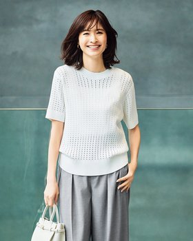 【ドゥクラッセ/DoCLASSE】の透かし編み・ボクシーニット 人気、トレンドファッション・服の通販 founy(ファニー) ファッション Fashion レディースファッション Fashion for Women トップス・カットソー Cut & Sew Tops ニット Knit Tops & Sweaters おすすめ Recommended / Our Picks コンパクト Compact, Small Size サマー Summer, Summer Style フォルム Silhouette, Form 今季 This Season, Current Season 透かし Cut-Out, Lacework |ID:prp329100004506528