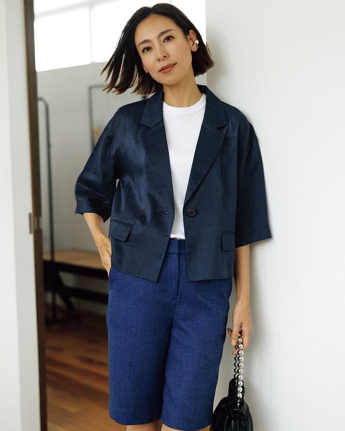 【ドゥクラッセ/DoCLASSE】のシアーラミー・クロップドジャケット インテリア・キッズ・メンズ・レディースファッション・服の通販 founy(ファニー) https://founy.com/ ファッション Fashion レディースファッション Fashion for Women アウター Coat / Outerwear Collection レディースジャケット・軽アウター Jackets ショート Short, Short Length ジャケット Jacket, Outerwear スリム Slim, Slim Fit ドレープ Drape, Draping Fabric バランス Balance, Style Balance フラップ Flap, Flap Pocket ポケット Pocket, Pocket Detail ワイド Wide, Wide Fit 人気 Popular, Best Seller 夏 Summer |ID: prp329100004522371 ipo3291000000032426747