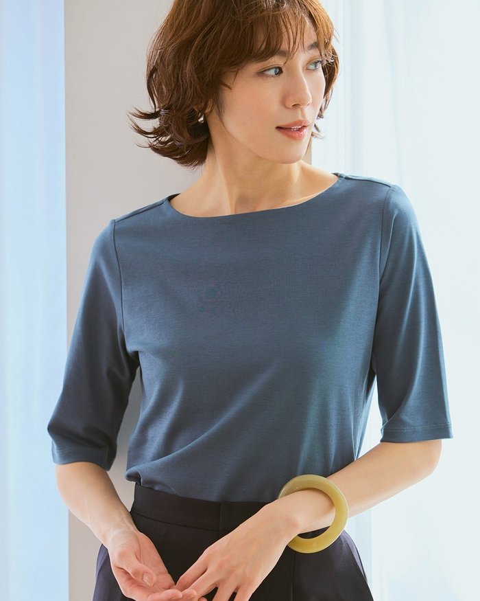 【ドゥクラッセ/DoCLASSE】のボートネック・5分袖/スーピマ・ドゥクラッセTシャツ インテリア・キッズ・メンズ・レディースファッション・服の通販 founy(ファニー) https://founy.com/ ファッション Fashion レディースファッション WOMEN トップス・カットソー Tops/Tshirt シャツ/ブラウス Shirts/Blouses ロング / Tシャツ T-Shirts カットソー Cut and Sewn インナー Inner カシミヤ Cashmere カットソー Cut And Sew シンプル Simple ジャケット Jacket ダブル Double デニム Denim 定番 Standard なめらか Smooth 人気 Popularity パール Pearl フロント Front ベーシック Basic 半袖 Short Sleeve NEW・新作・新着・新入荷 New Arrivals おすすめ Recommend 夏 Summer エレガント 上品 Elegant ビジネス 仕事 通勤 Business |ID: prp329100004522376 ipo3291000000031989289